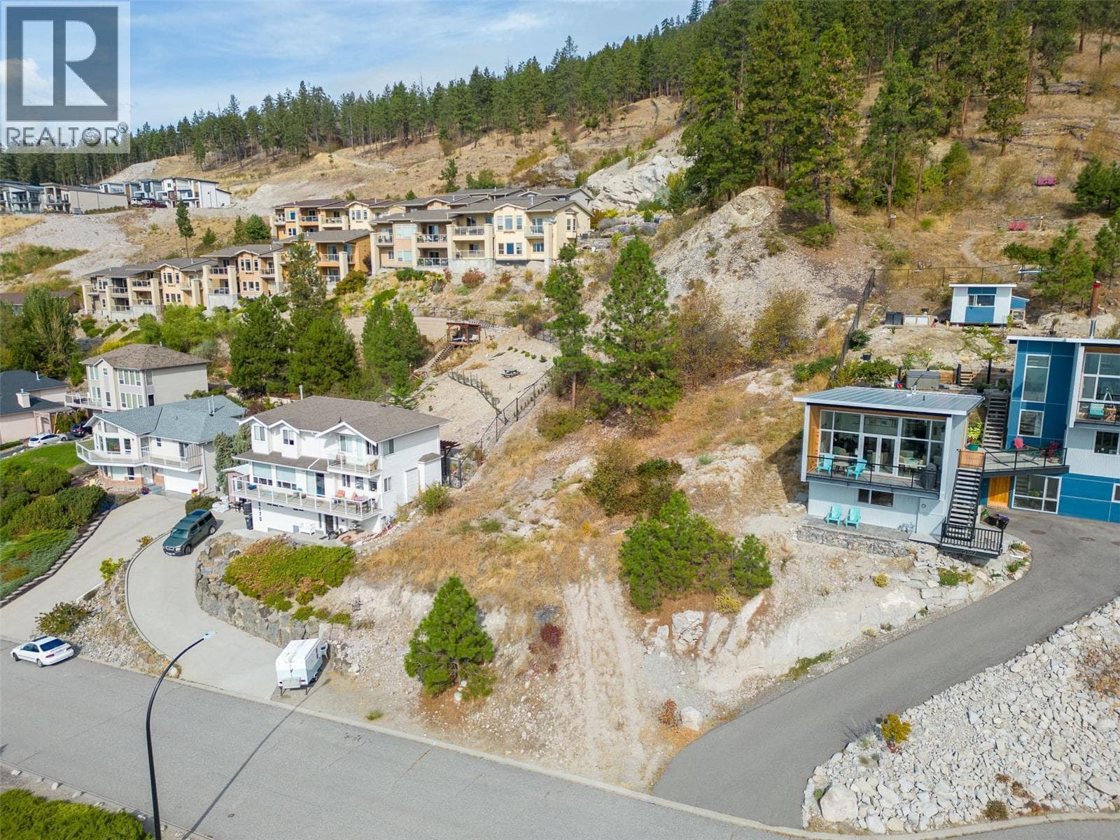 5166 MacNeill Court photo 4