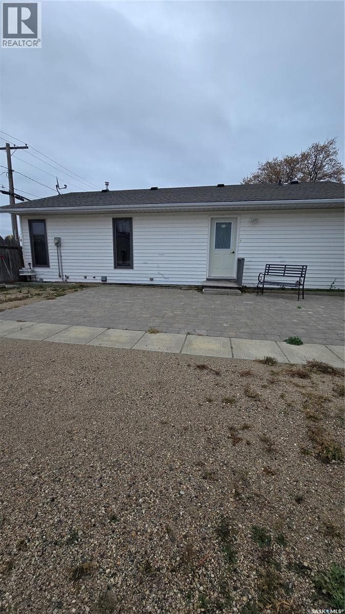 108 1st STREET W photo 2