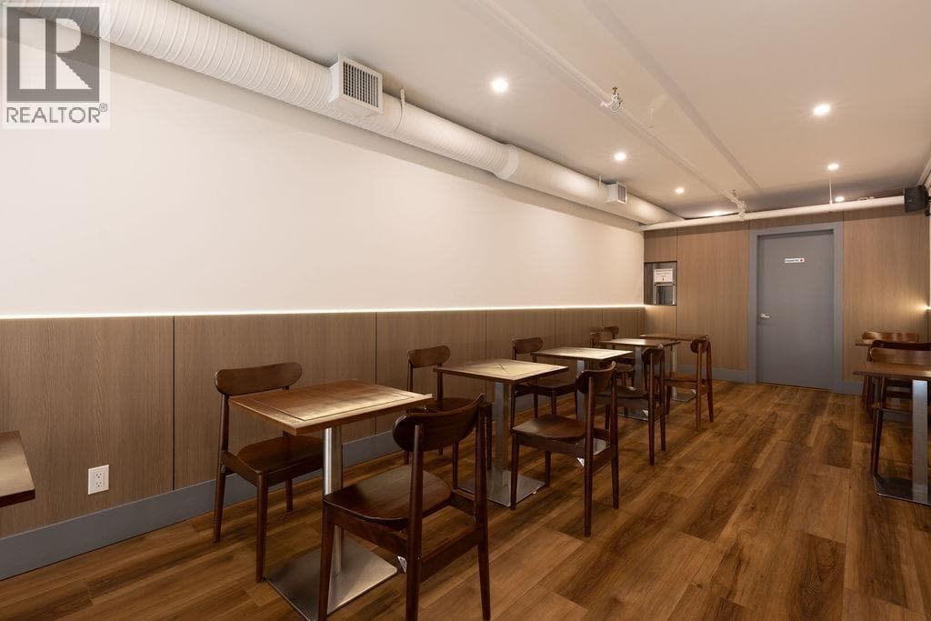 2815 W BROADWAY photo 2