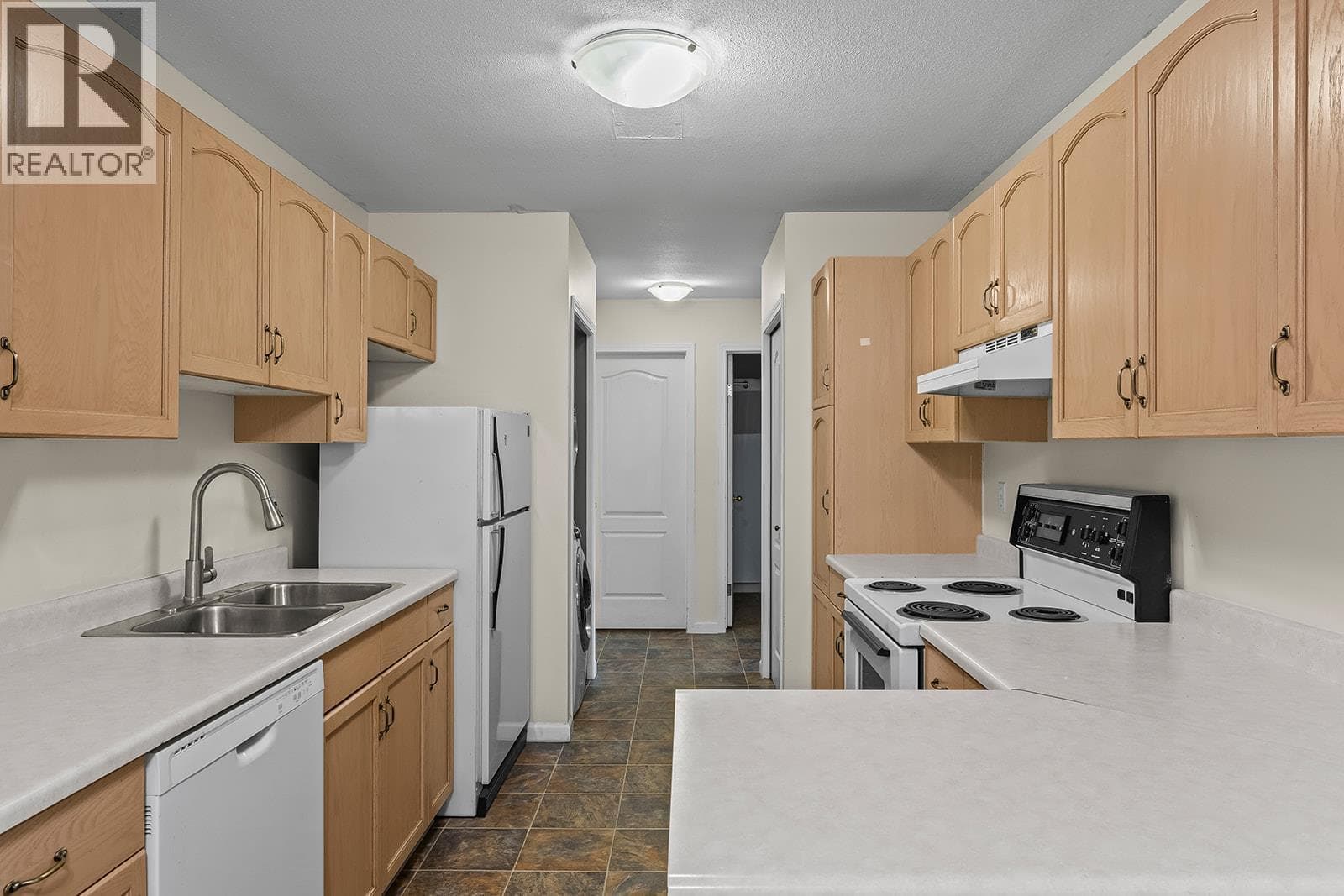 769 KLO Road Unit# 316 photo 4