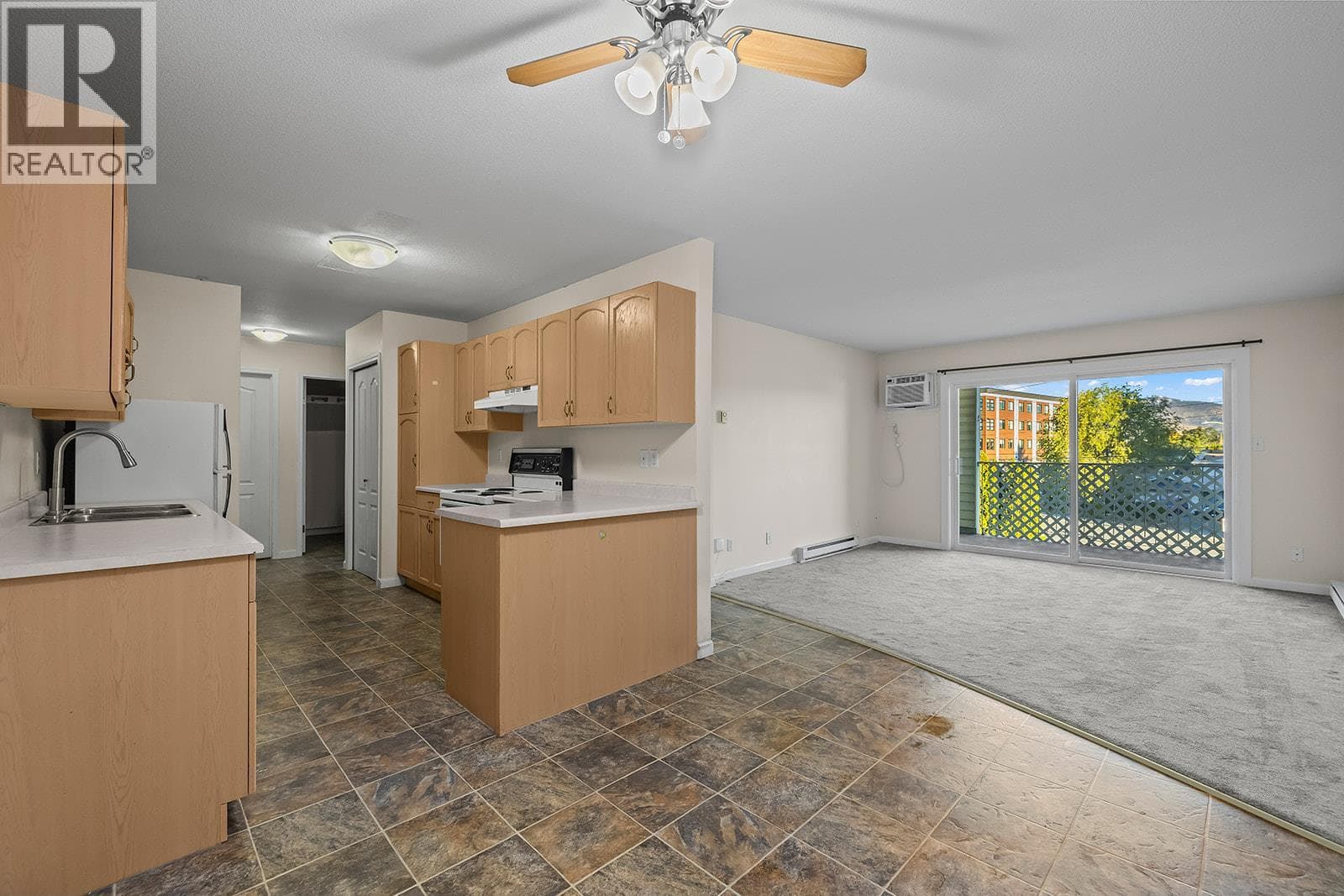 769 KLO Road Unit# 316 photo 5