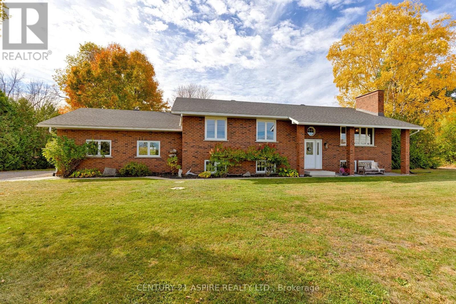 3 bed 2 bath single family at 75 PEMBROKE STREET — $729,900