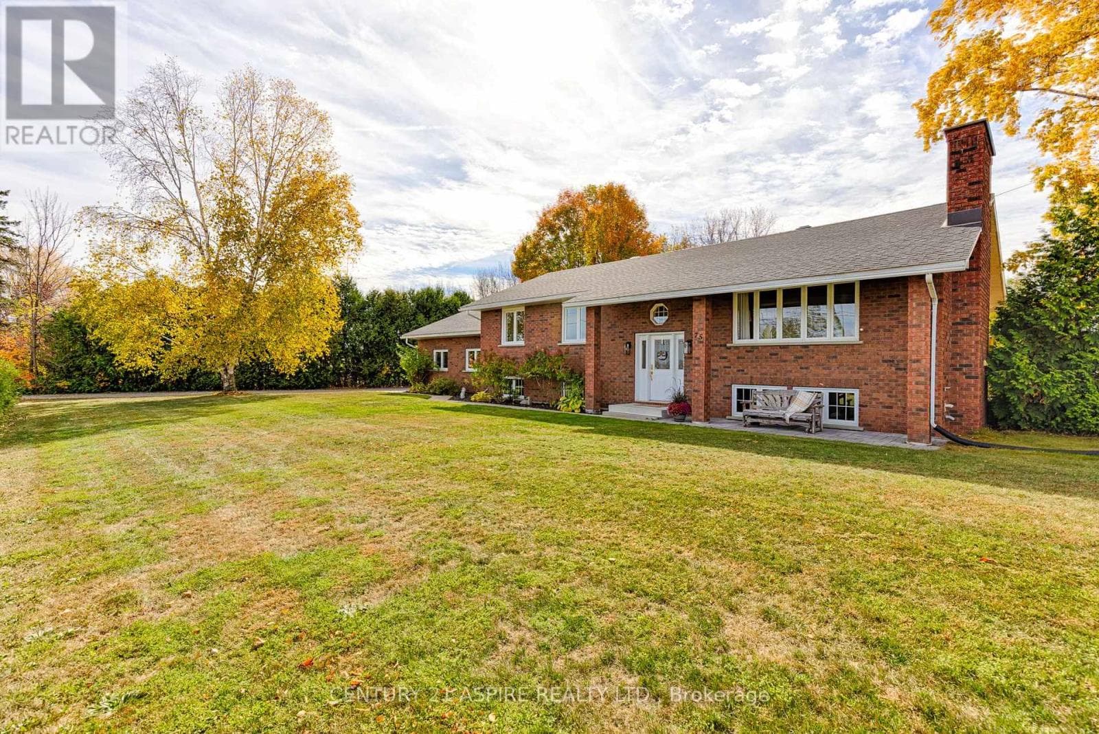 75 PEMBROKE STREET photo 2