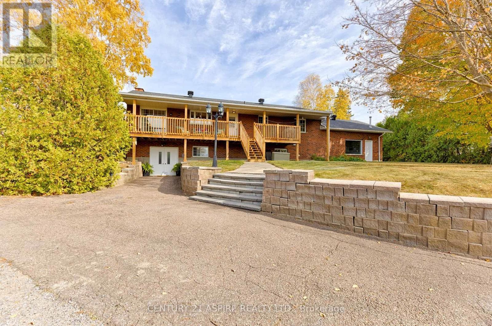 75 PEMBROKE STREET photo 5