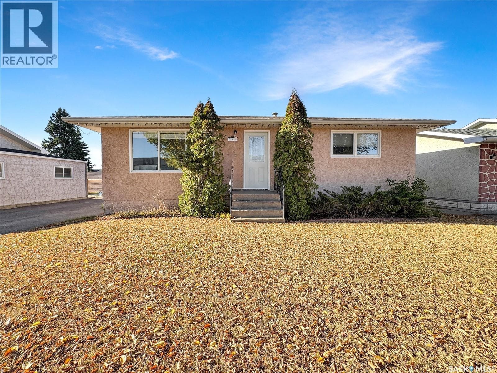 264 7th AVENUE W