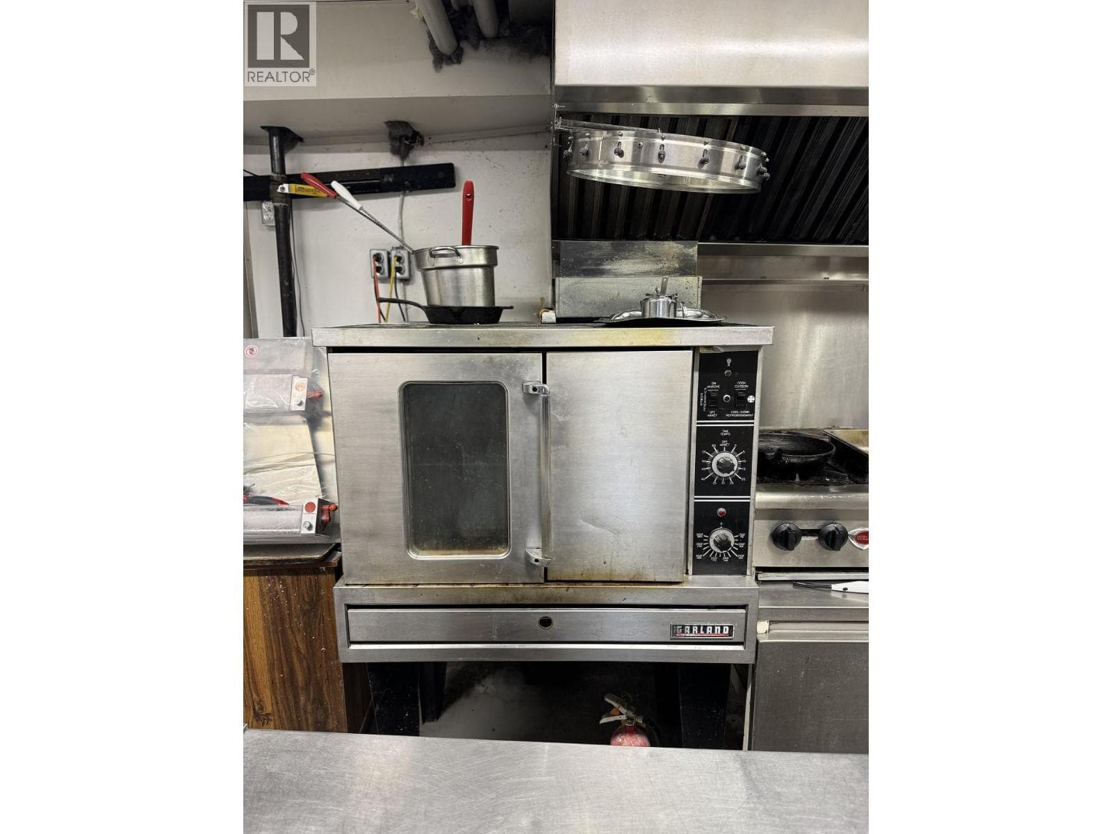 1500 DUNCAN Avenue photo 4