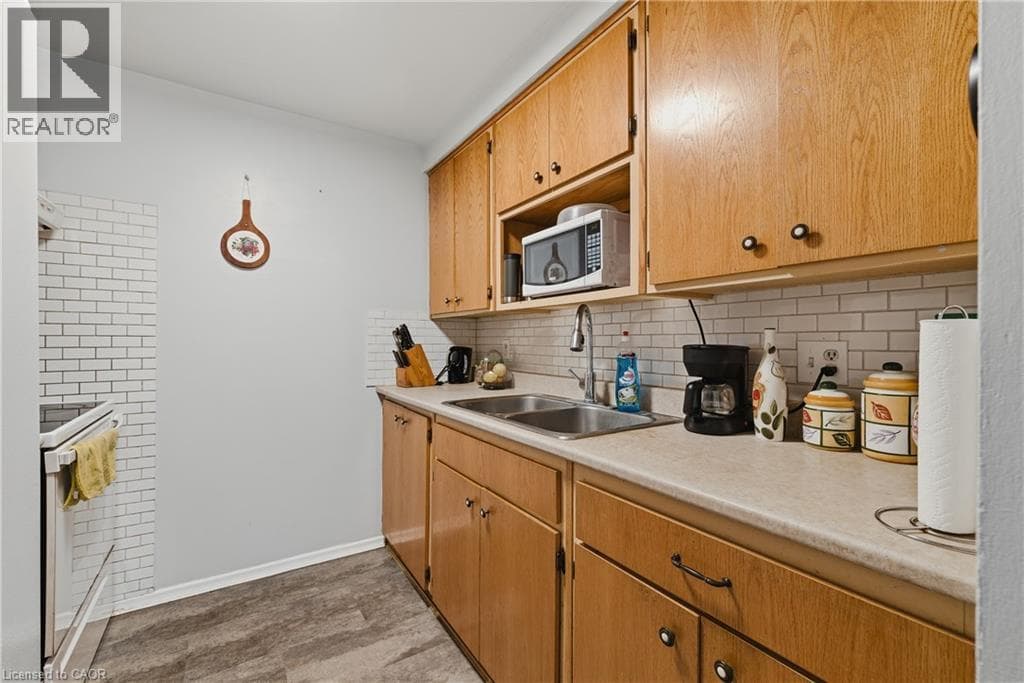 539 WILLOW Road Unit# 69 photo 5