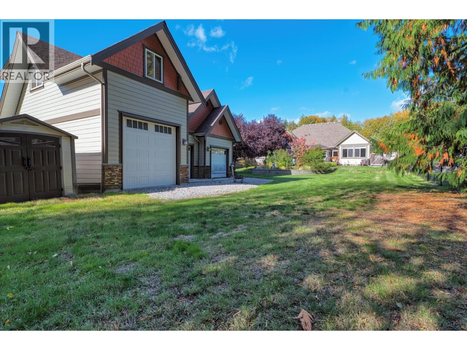 5005 BAY ROAD photo 3