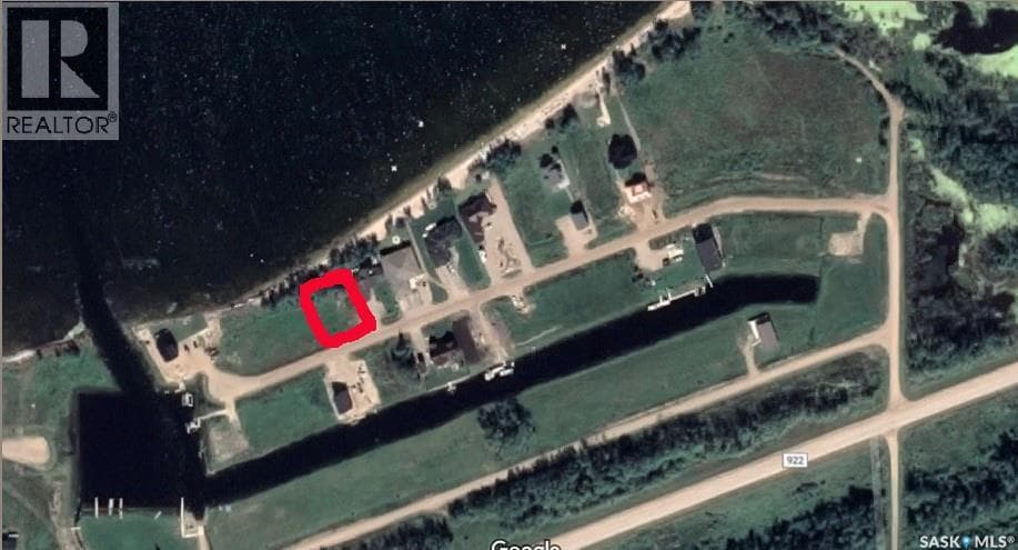 Beachfront Lot Delaronde Lake — photo 4