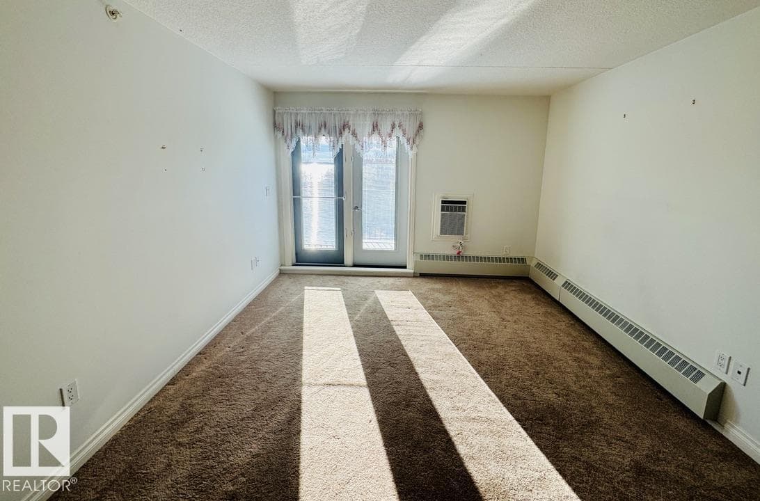 #302 4614A Lakeshore DR — photo 5