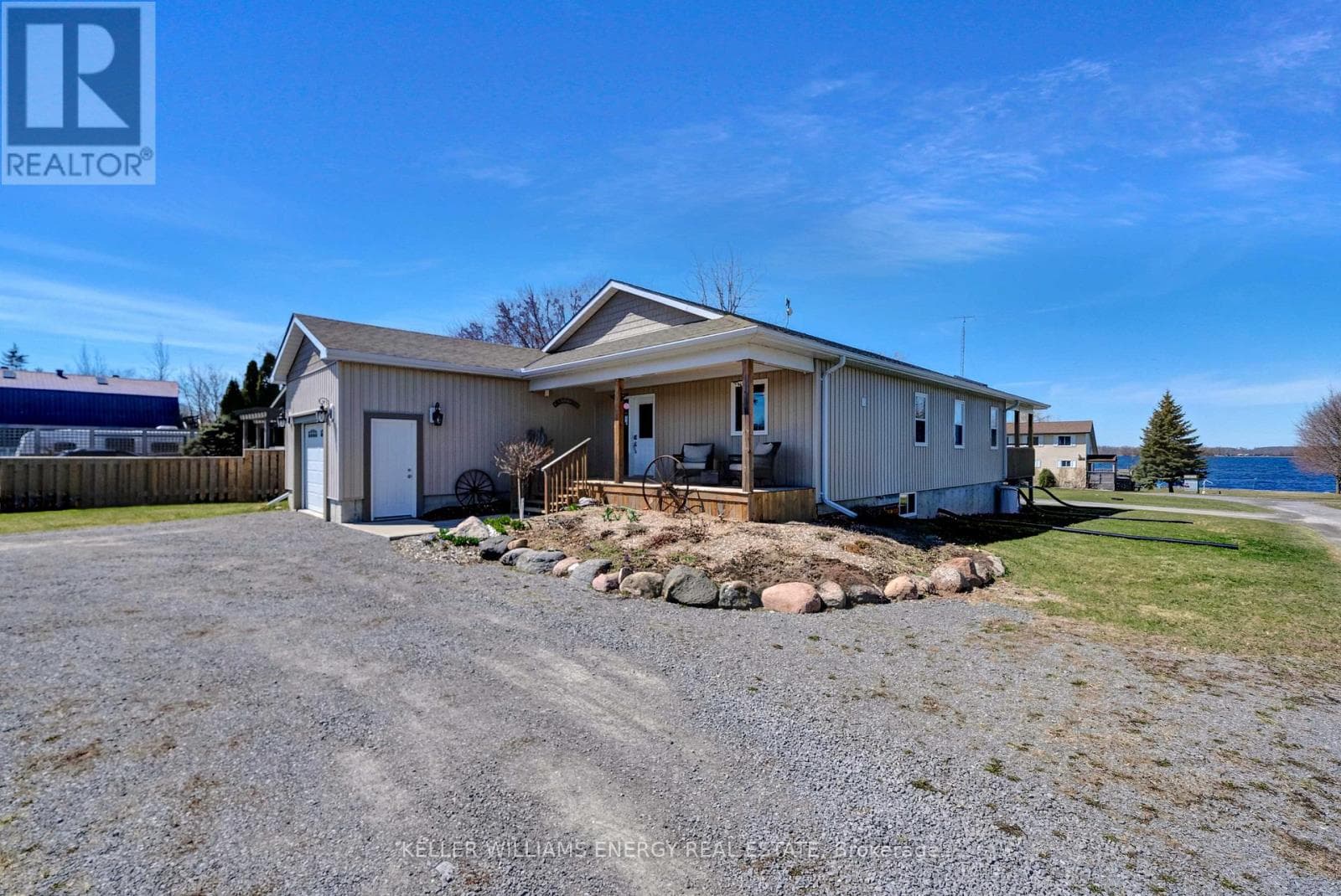 1649 COUNTY ROAD 15 photo 3