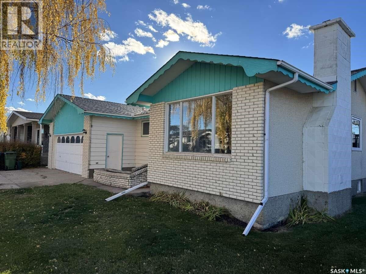 58 Stewart CRESCENT — photo 2