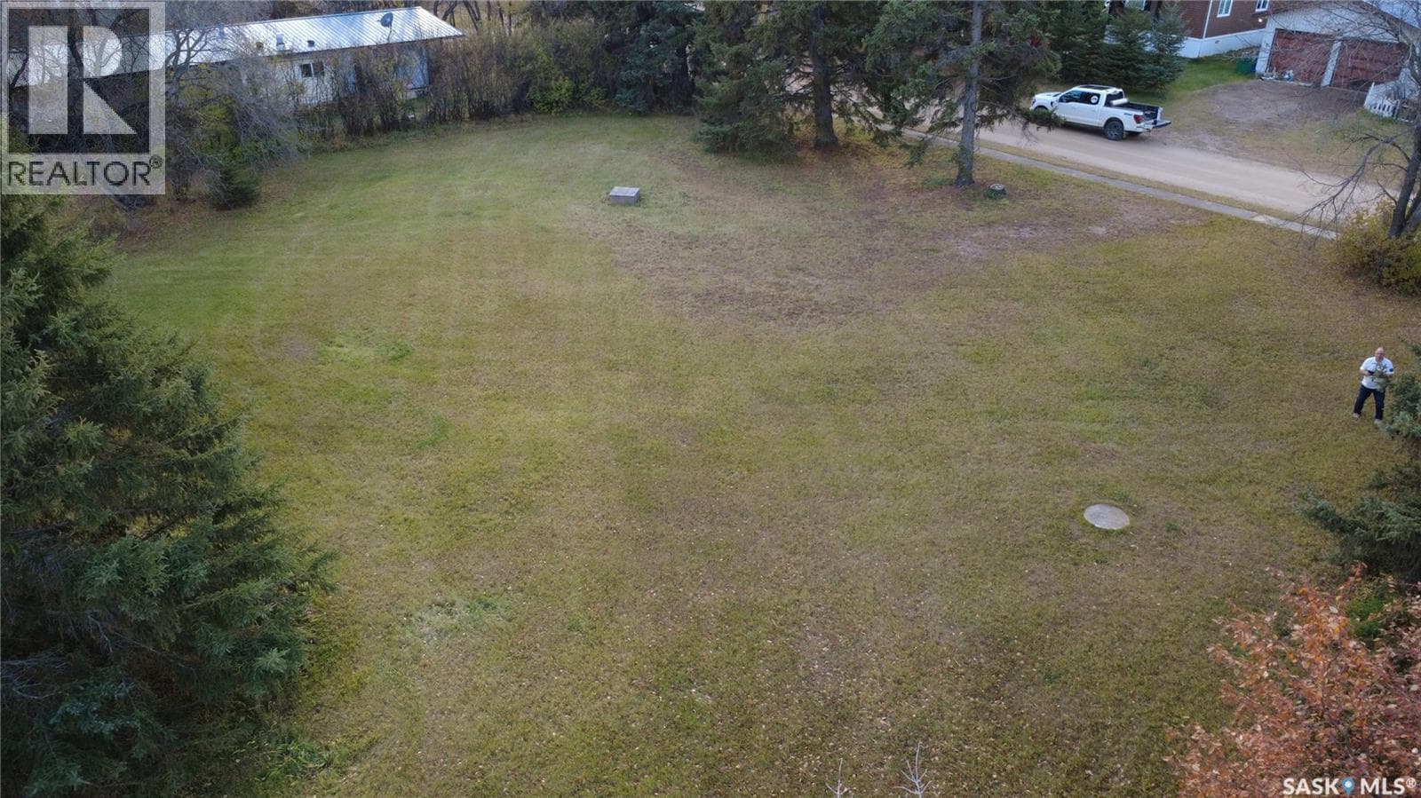 114 1st AVENUE W — photo 2