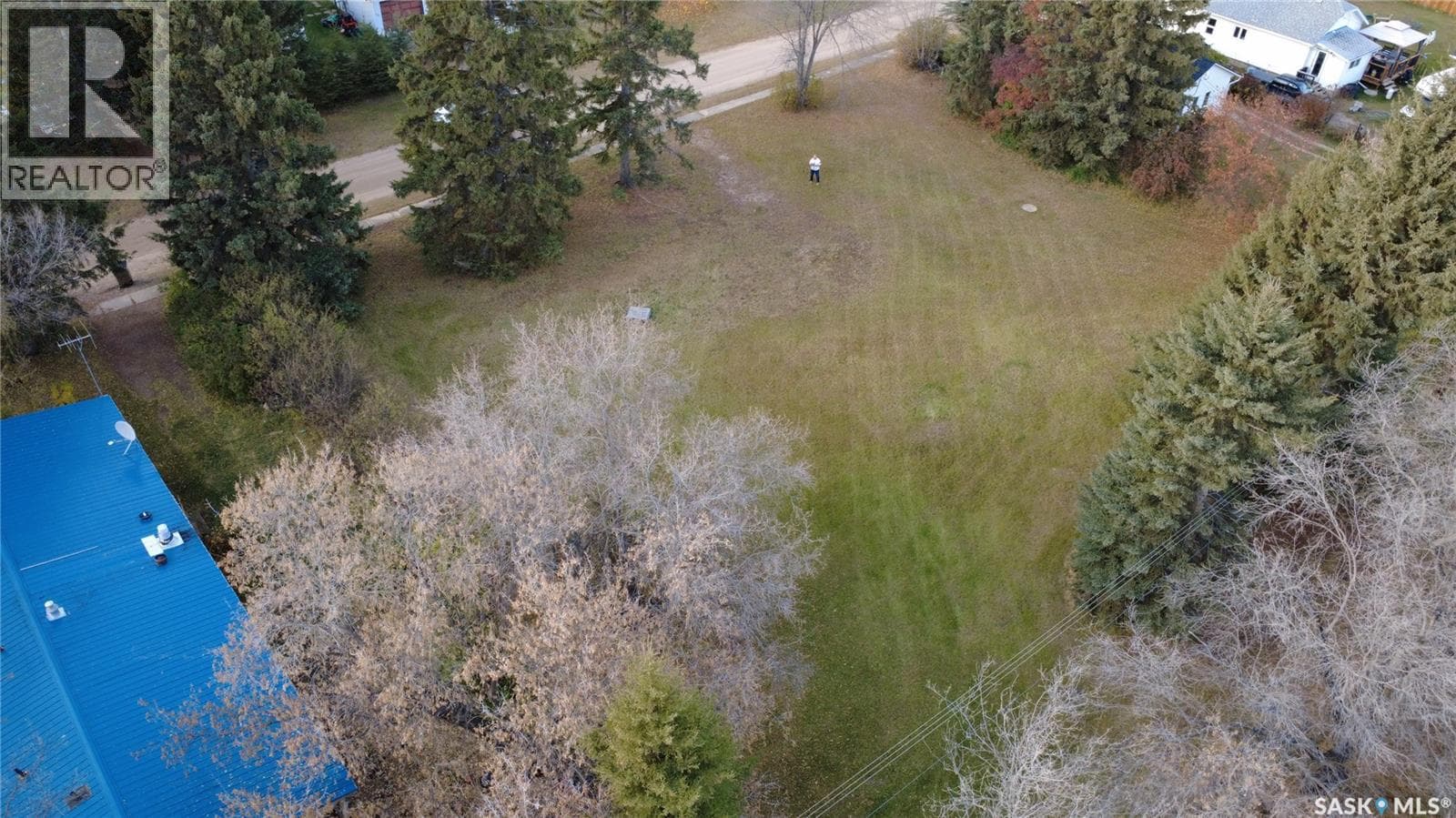 114 1st AVENUE W — photo 3
