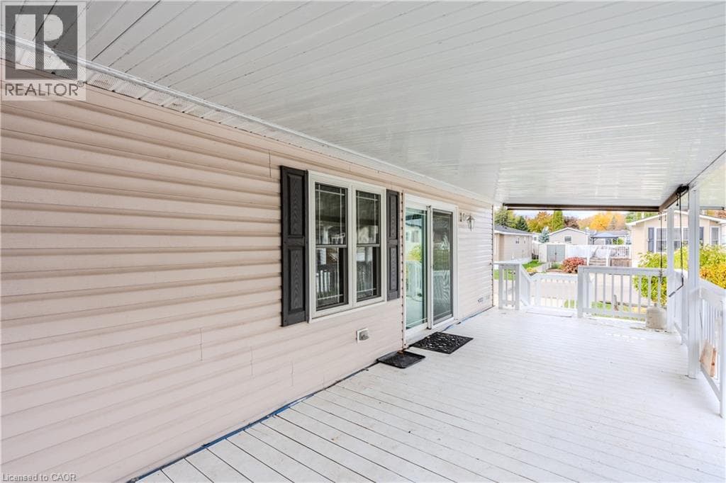 4449 MILBUROUGH Line Unit# 4 Tamarack photo 5