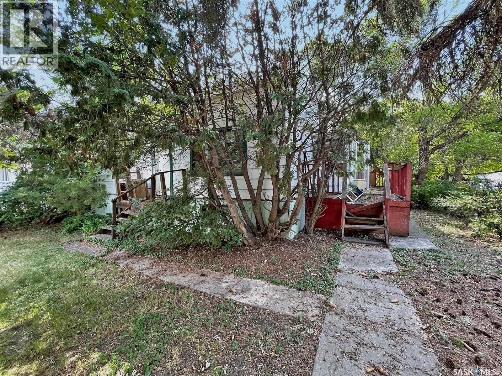 310 6th AVENUE SE