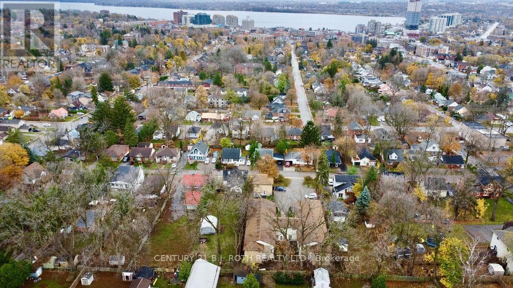 24 NORTH STREET N photo 5