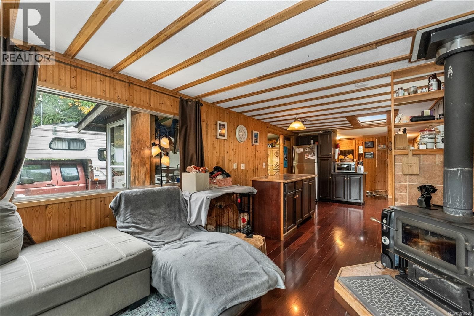 1 2670 Sooke River Rd photo 4