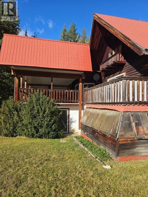 534 WILLOW Street photo 2
