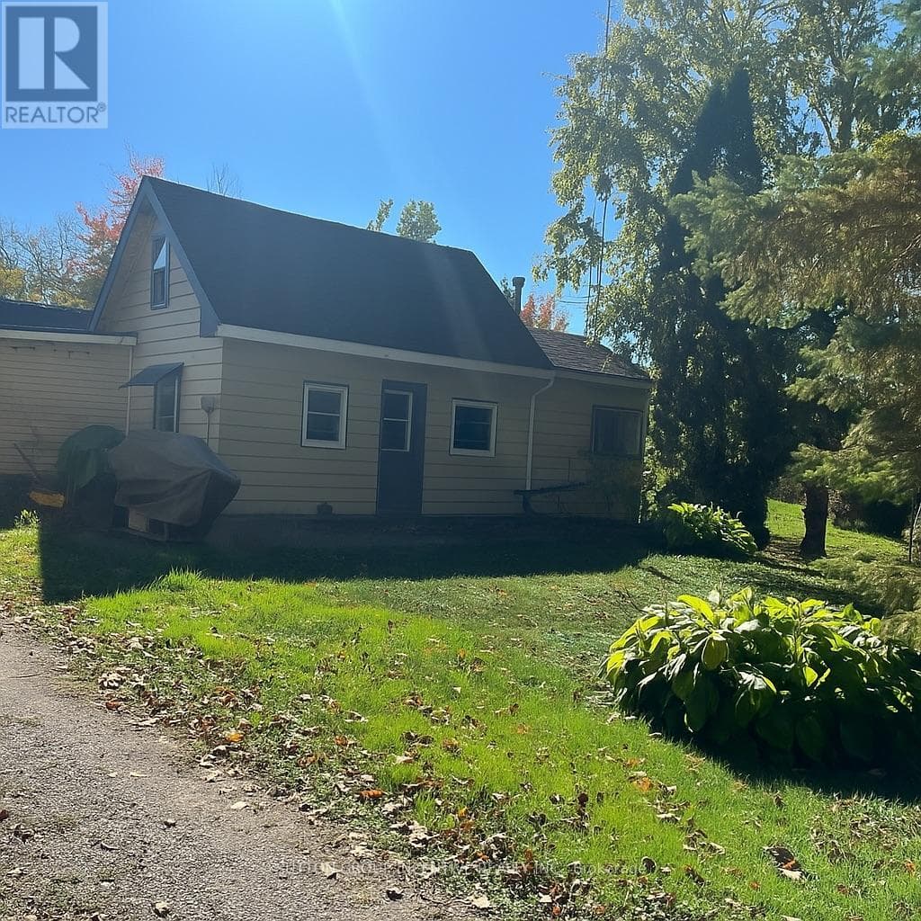 1 bed 1 bath single family at 4075 AIRPORT ROAD — $195,000