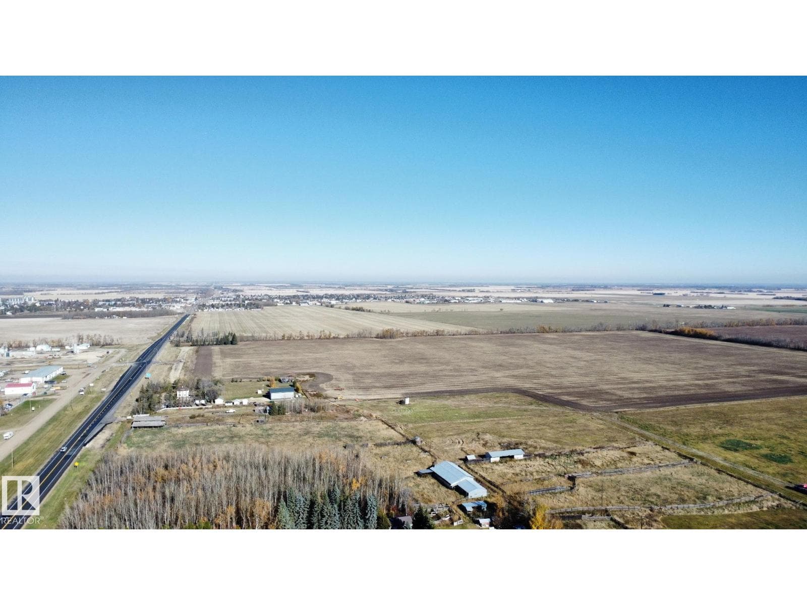 594.. Hwy 44 — photo 4