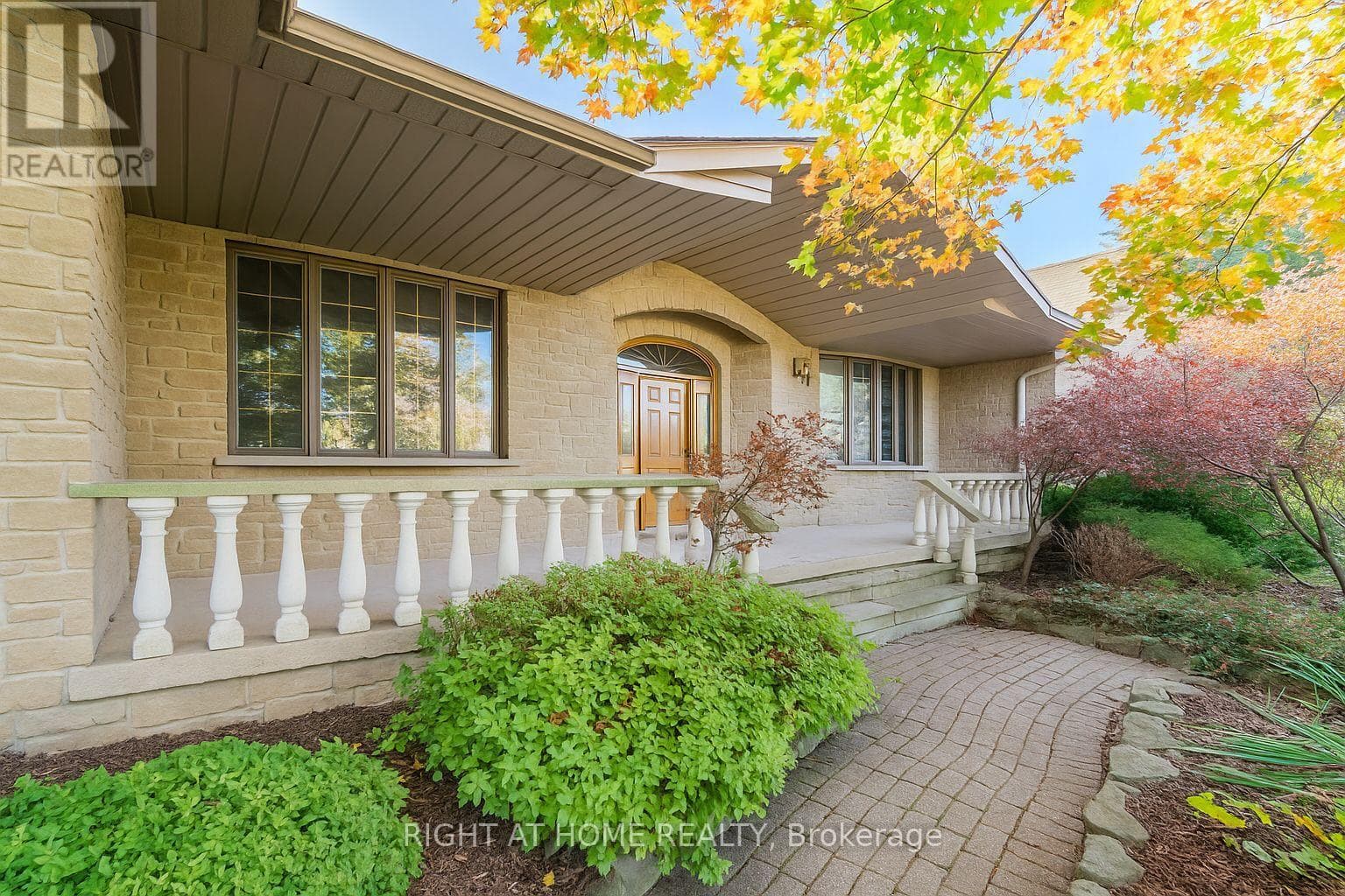 425 GOLF CLUB ROAD photo 2
