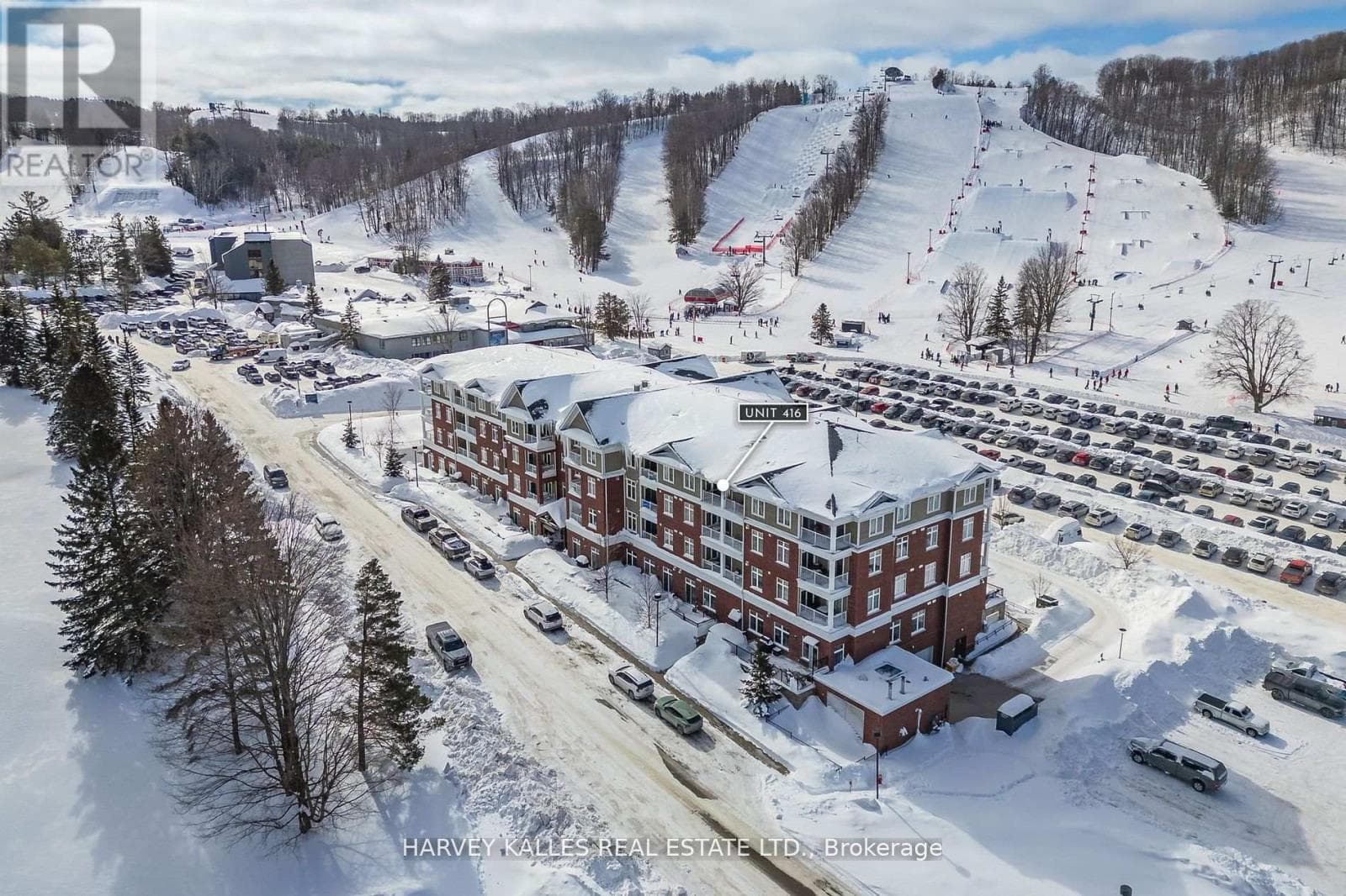 416 - 40 HORSESHOE BOULEVARD photo 2