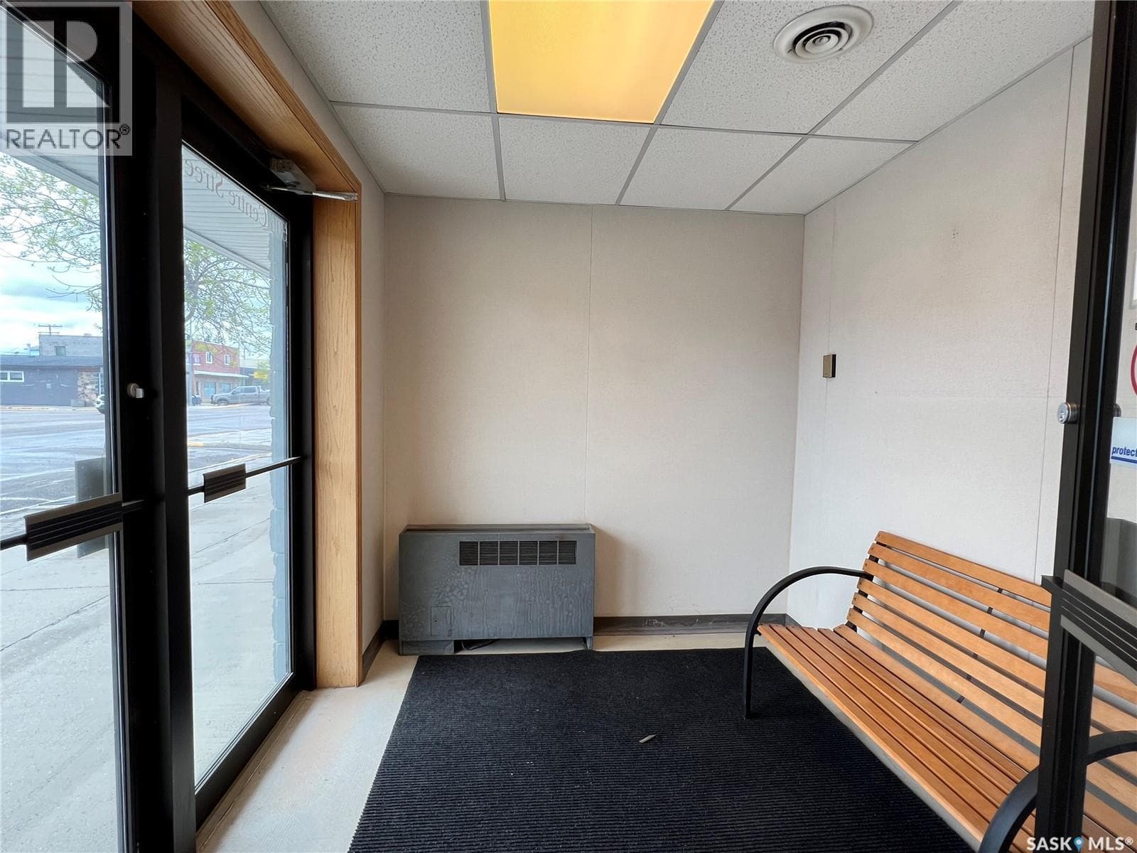 306 Centre STREET — photo 3