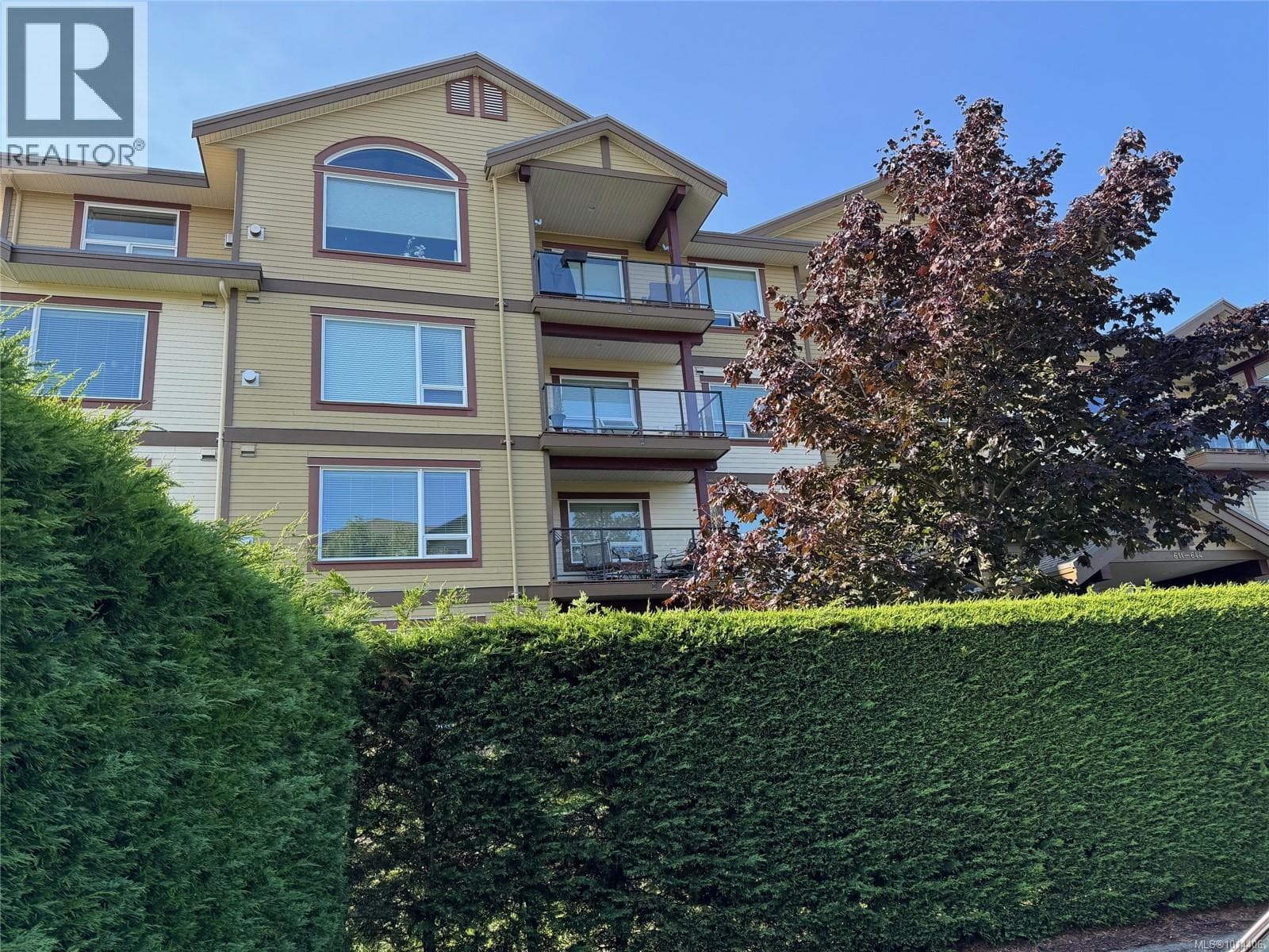 2 bed 2 bath single family at 636 3666 Royal Vista Way — $599,900