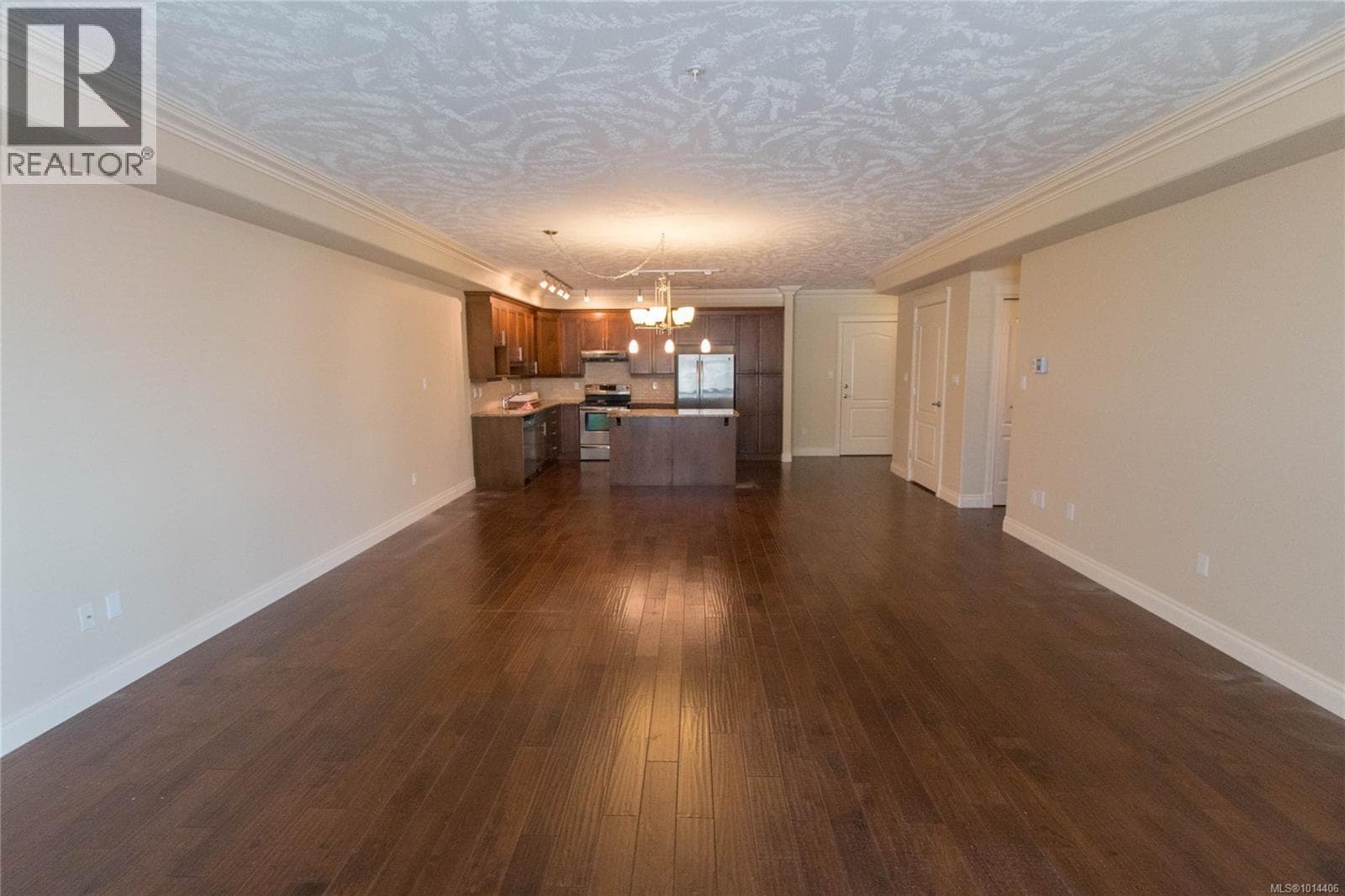 636 3666 Royal Vista Way photo 5