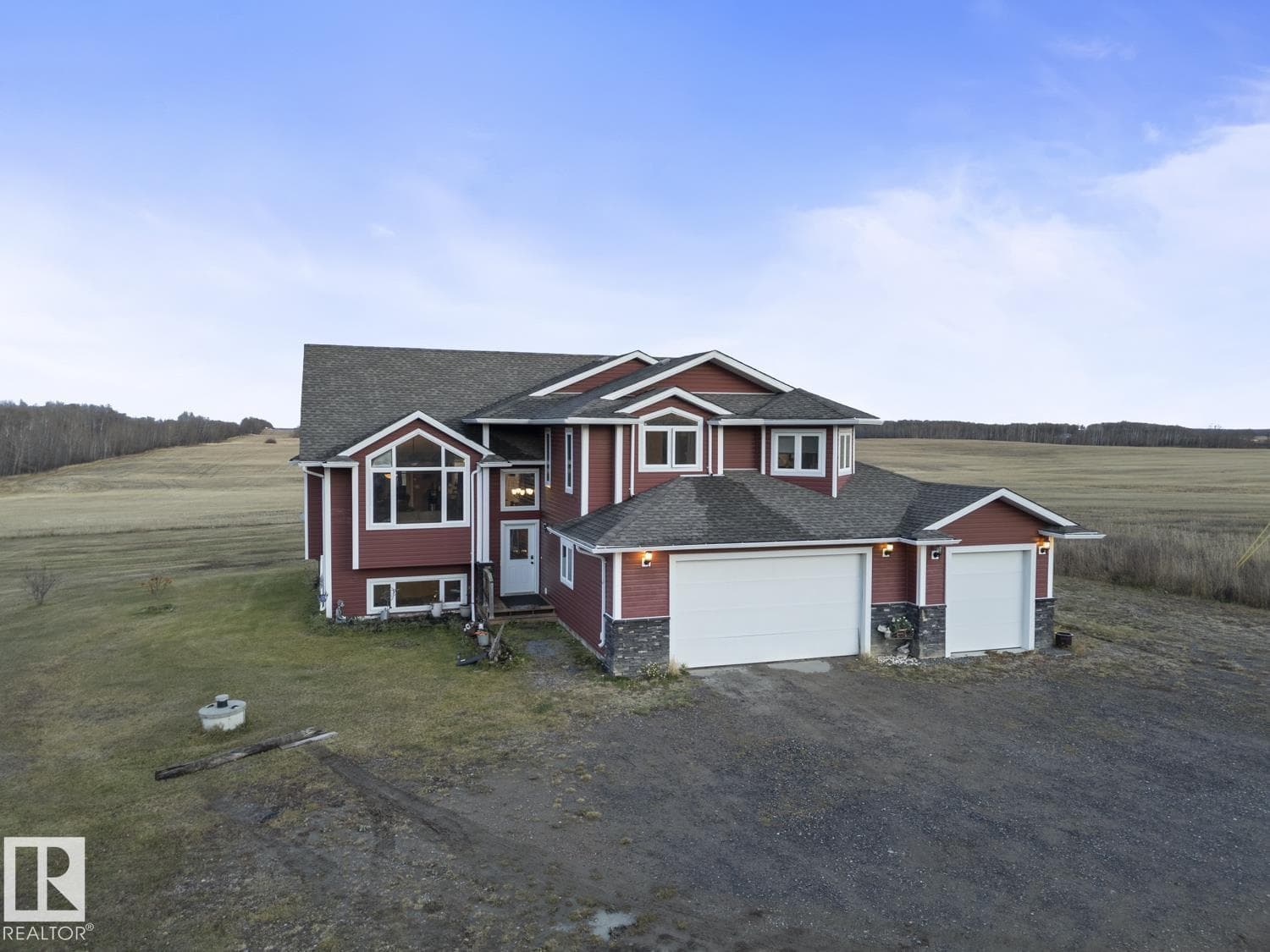 61415 Range Road 422 photo 2