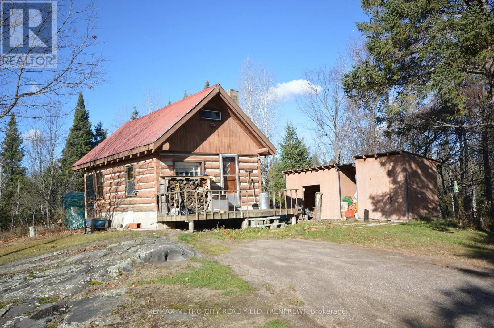 1 bed single family at 6340 MURPHY ROAD — $295,000