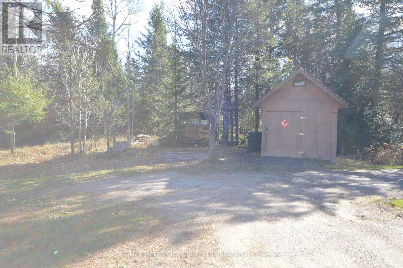 6340 MURPHY ROAD photo 5