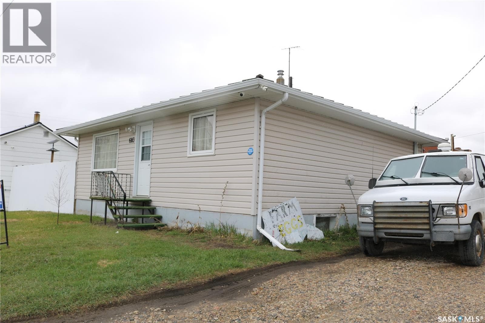 603 Gordon STREET — photo 3