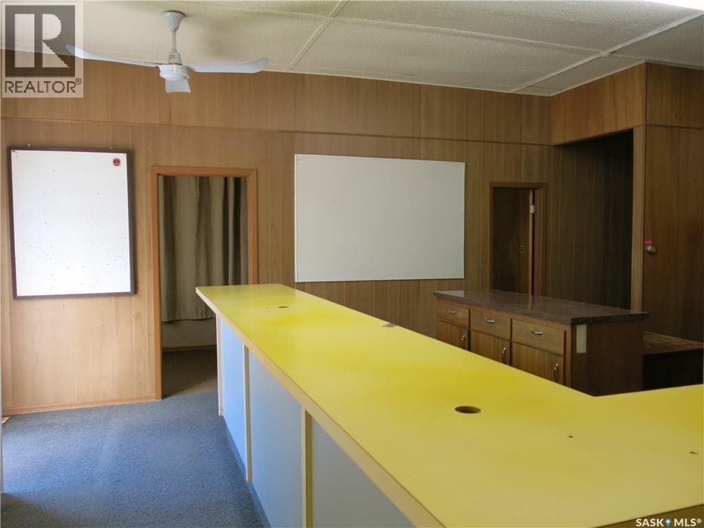 608 Main STREET — photo 3