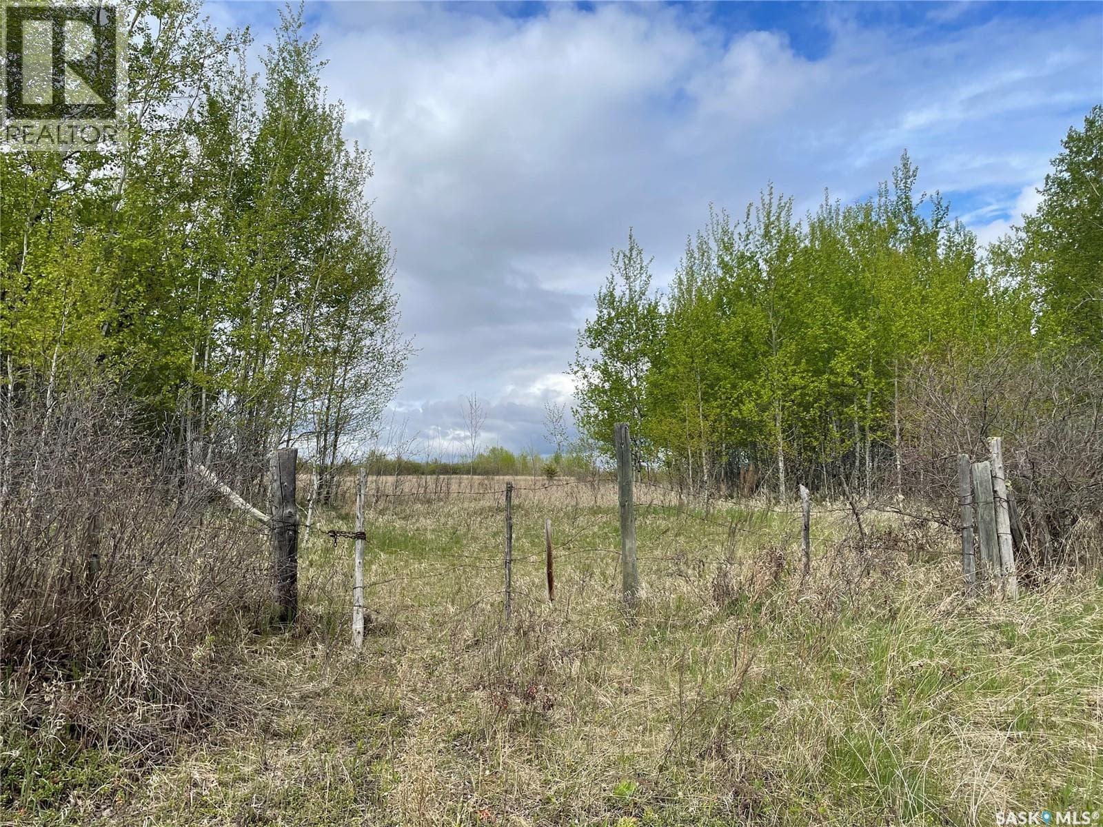5.5km South of Dorintosh Lot 2 — photo 2