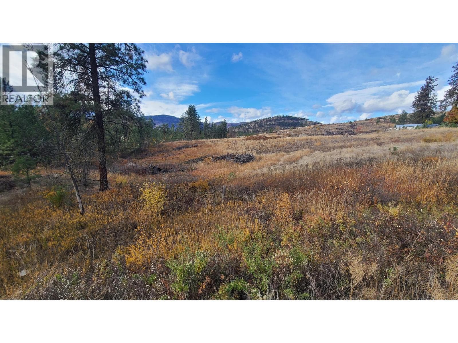 2702 Glenmore Road photo 5