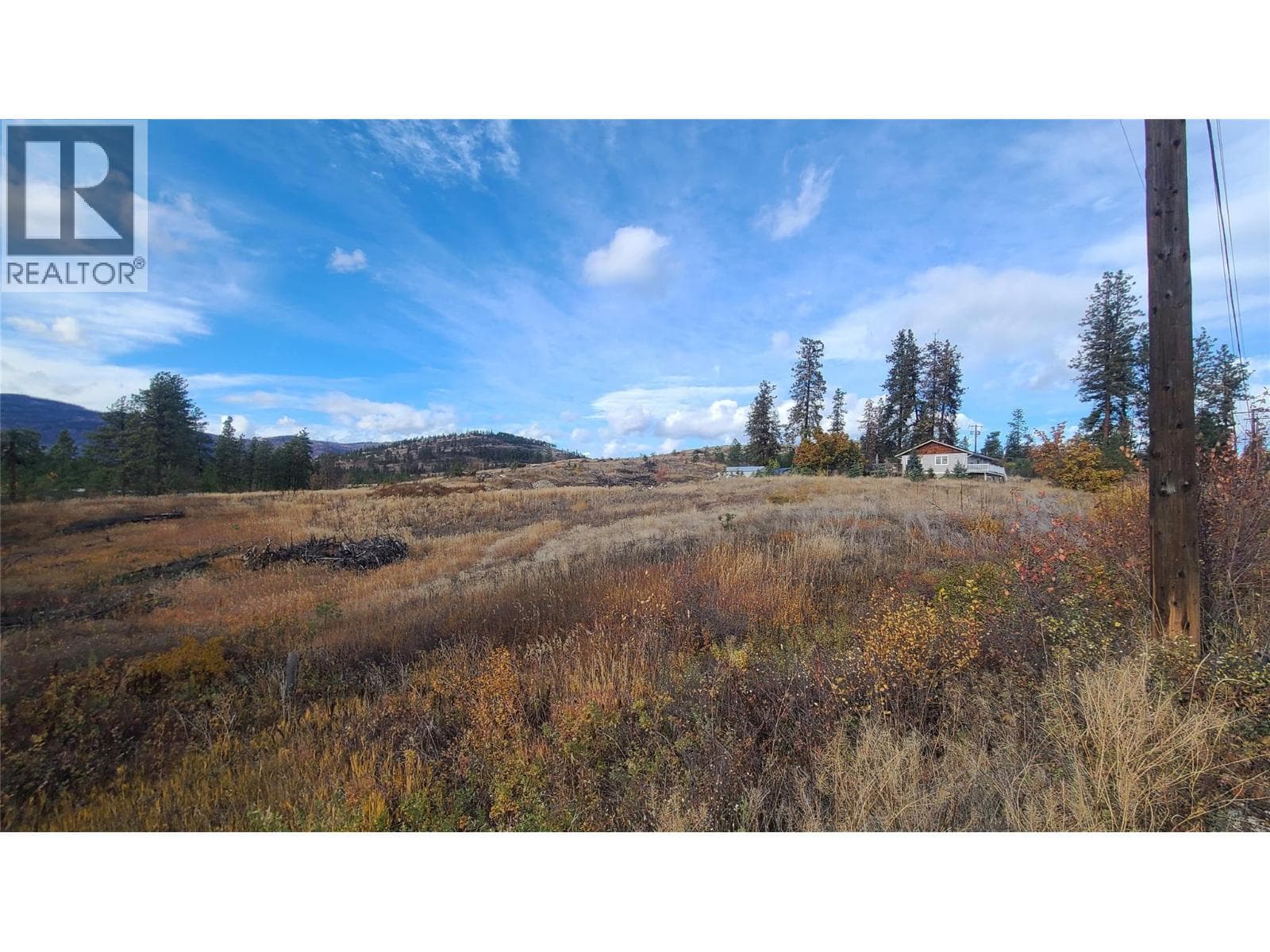 2702 Glenmore Road photo 4