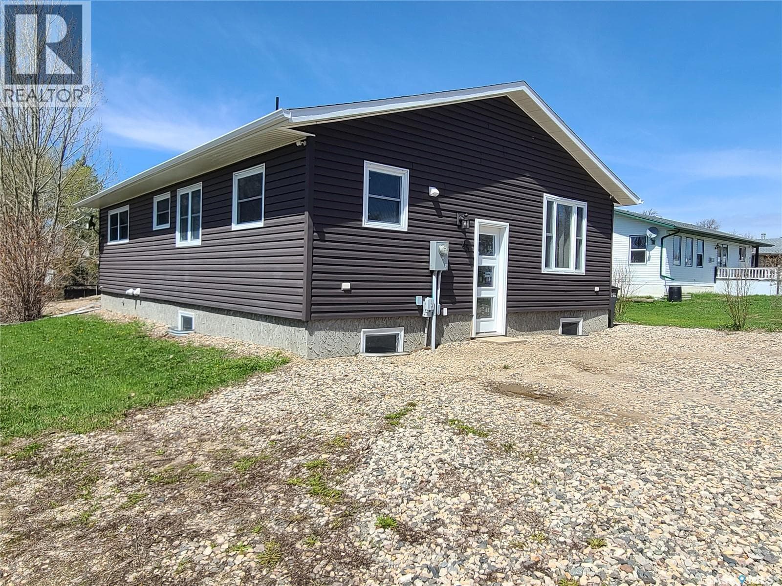 46 Newcombe STREET photo 3