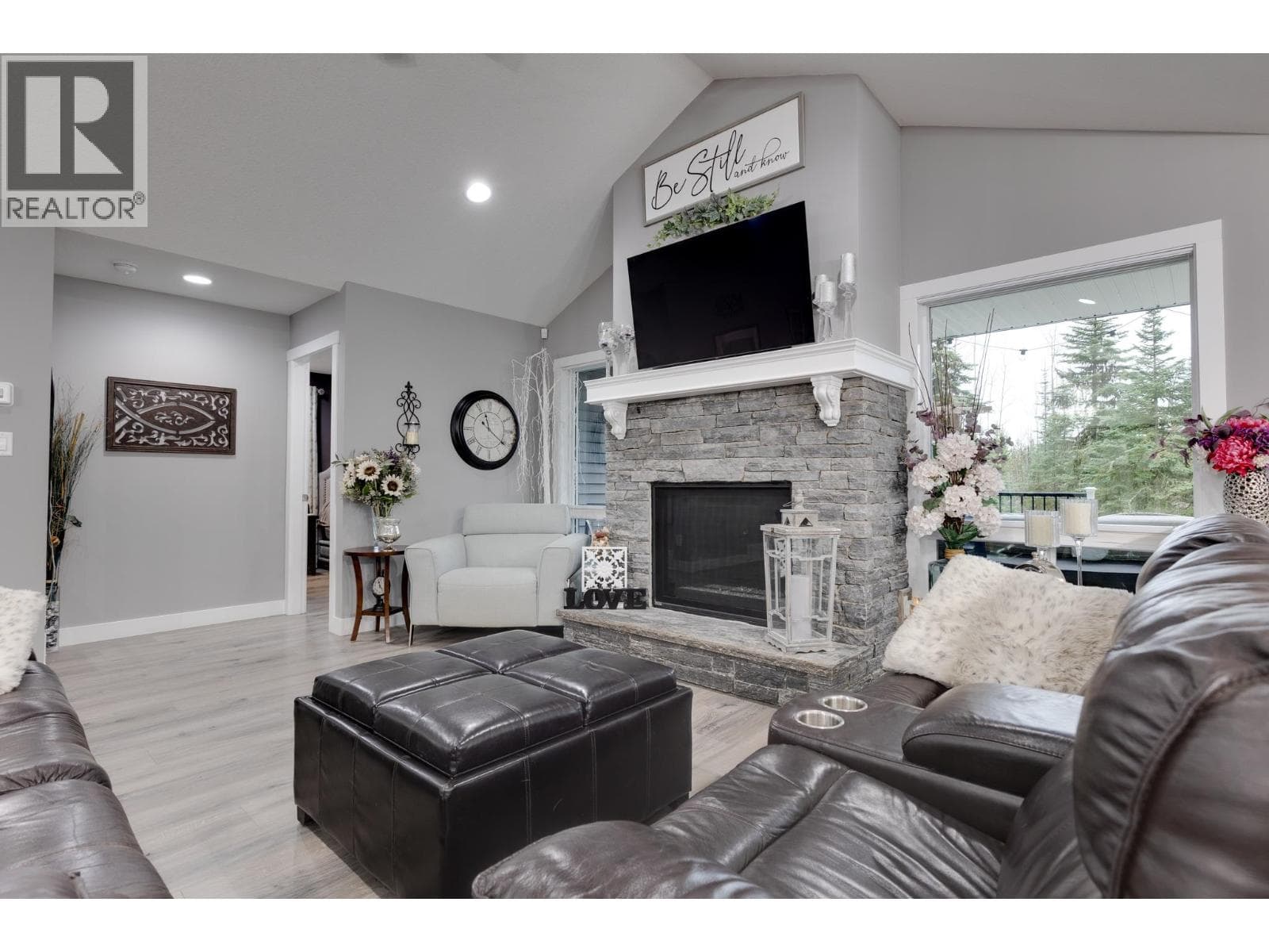 8458 WESTCREST DRIVE photo 5