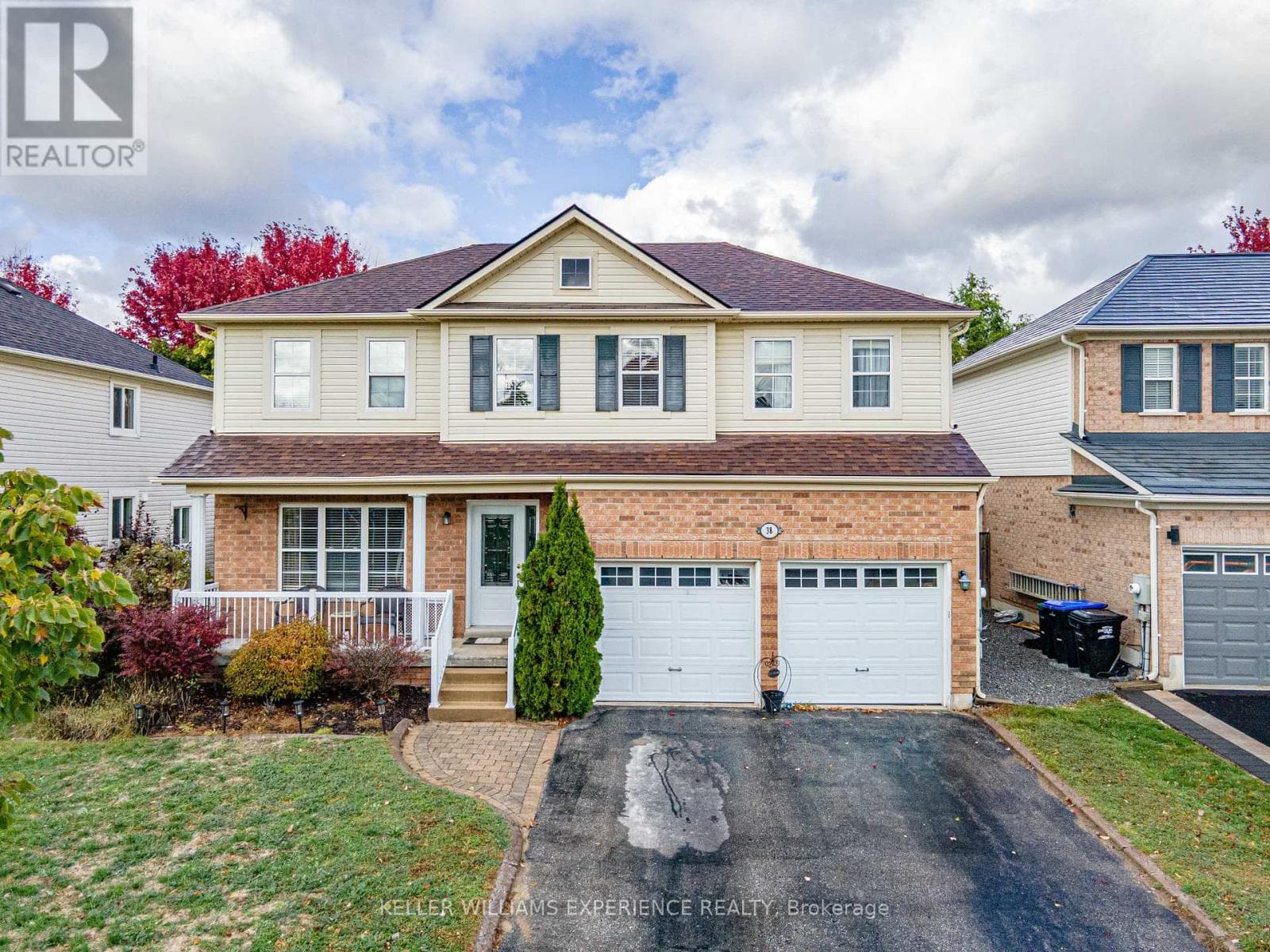 38 TRUAX CRESCENT photo 3