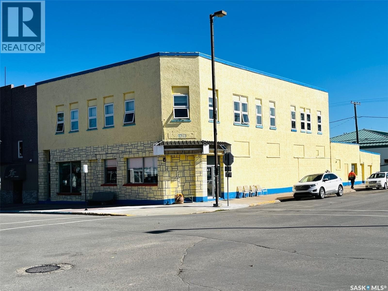 302 Main STREET