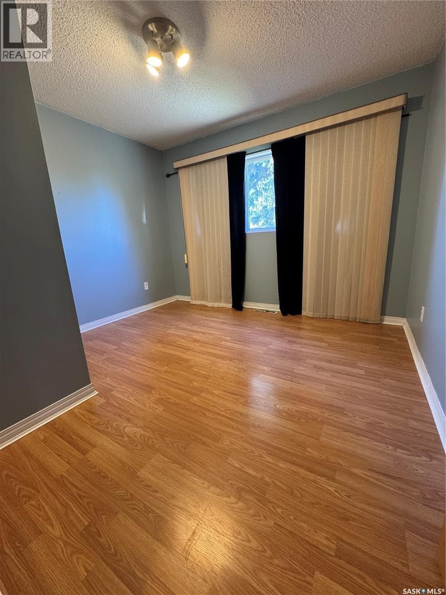 522 1st STREET E photo 12