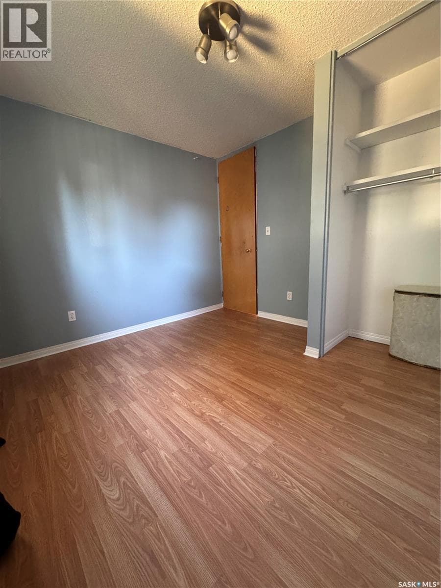 522 1st STREET E photo 11