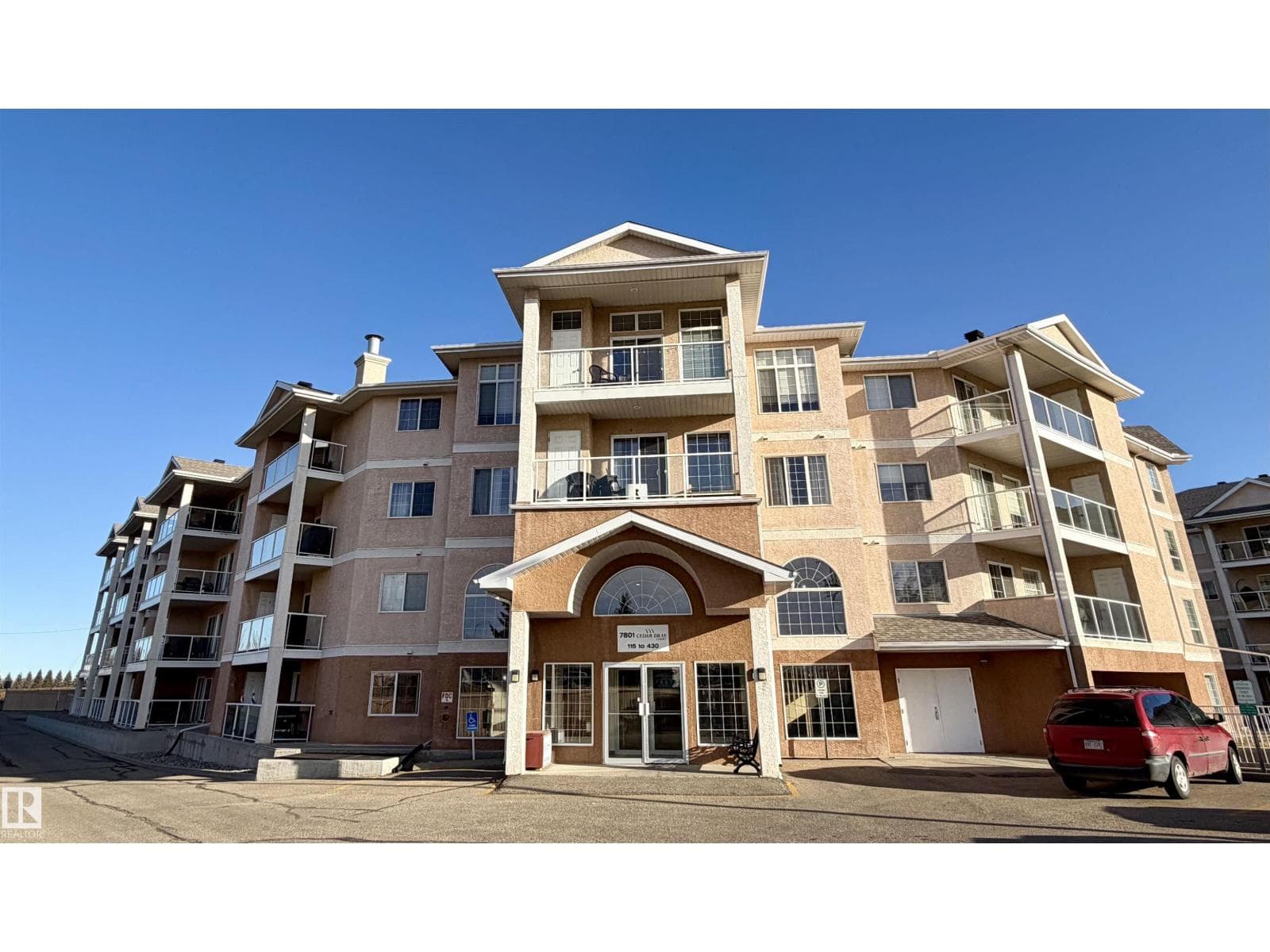 1 bed 1 bath single family at #118 7801 GOLF COURSE RD — $220,000