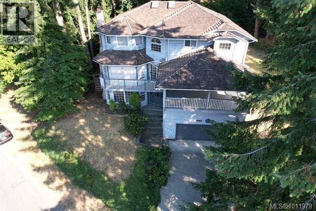 1376 Algonkin Rd photo 2