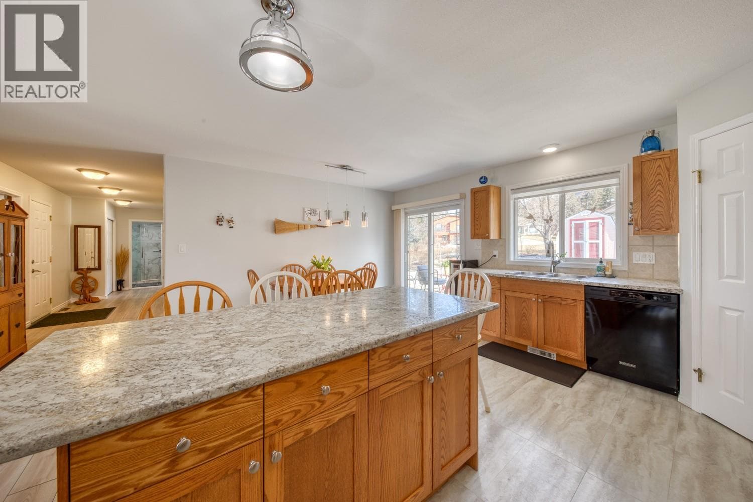 4887 Glen Eagle Drive photo 4