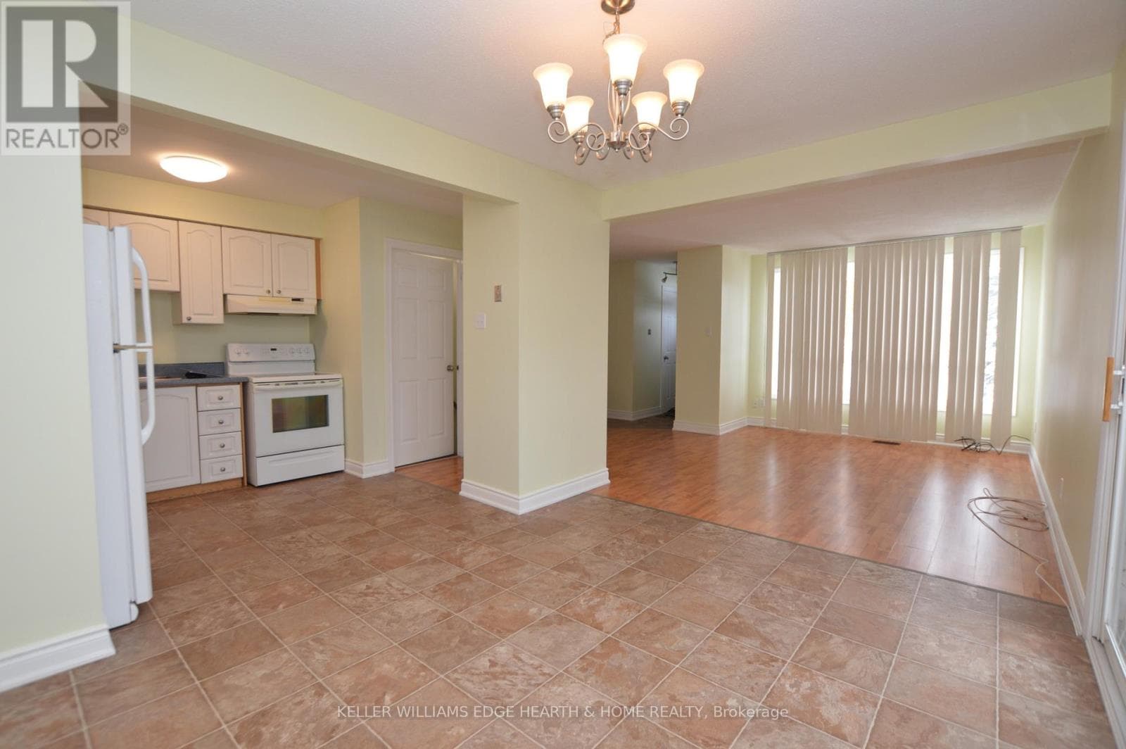 2 - 977 FRANCIS ROAD photo 4