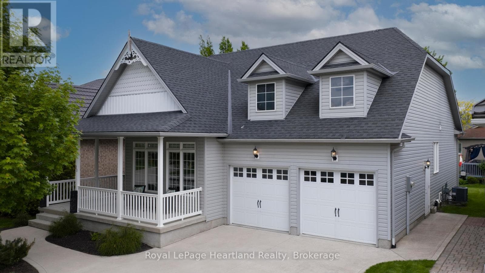4 bed 3 bath single family at 23 STORNOWAY CRESCENT — $619,900