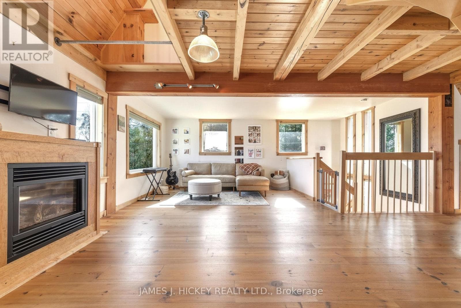 120 DEEP RIVER ROAD photo 2